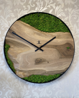 Настінний годинник із натурального дерева Горіх та стабілізованим мохом