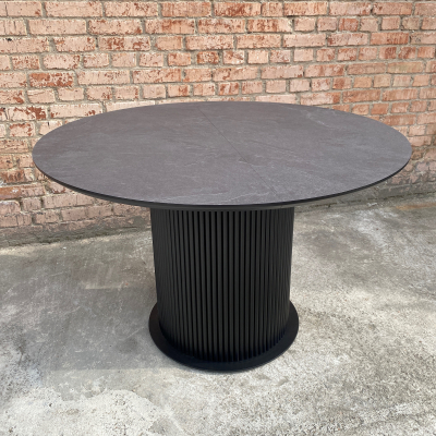 Круглий розкладний стіл з ДСП (чорний) фото