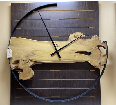 Настенные часы "Duke" из натурального дерева Акация фото