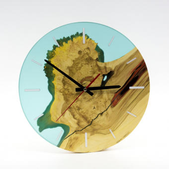 Wall clock "Coral" made of natural maple wood with epoxy resin