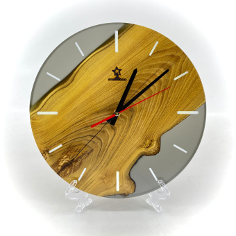 Настенные часы "Onetti" из натурального дерева Акация с эпоксидной смолой