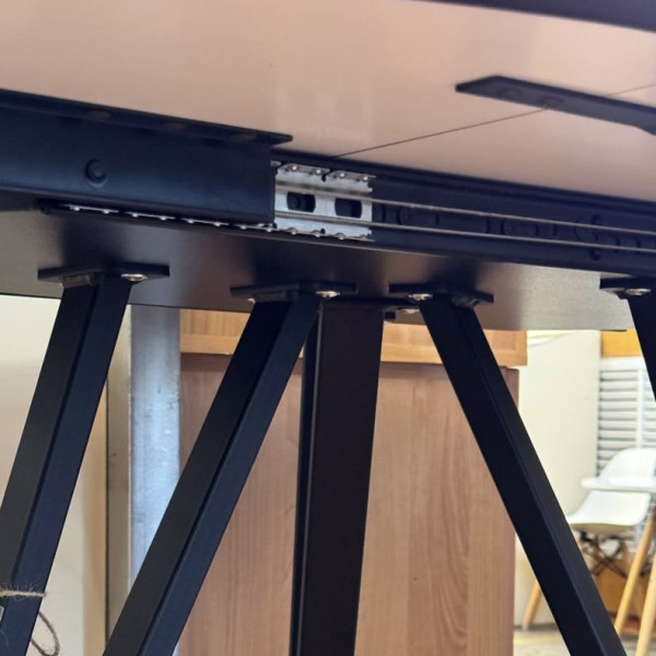  Dining round folding table 900 mm Arrows made of HPL
