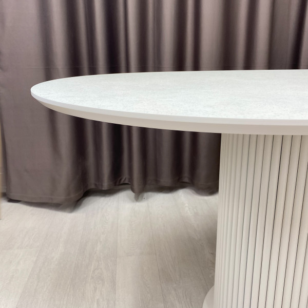 Oval dining table B-WOOD made of HPL