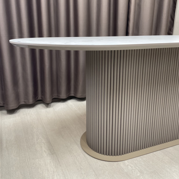 Oval dining table B-WOOD made of HPL