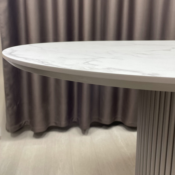 Oval dining table B-WOOD made of HPL